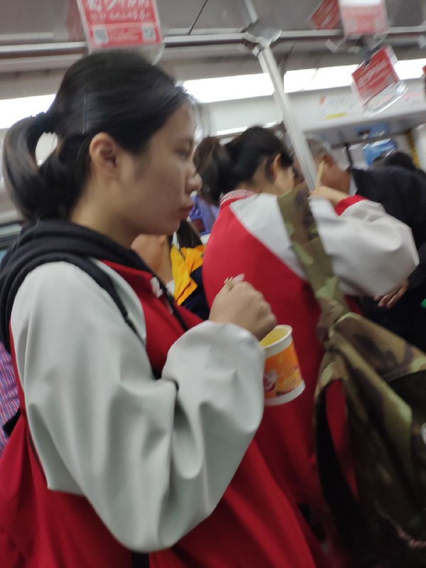 羡慕有面吃的小学生，而且下班还这么早